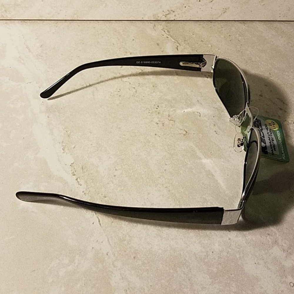 Drivers Edge Sunglasses - Picture 2 of 6